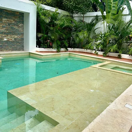 Habitación en casa particular Privada, Piscina Y Jacuzzi Cerca Al Mar - 5