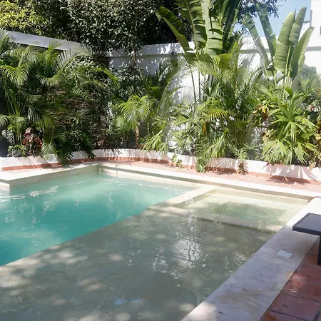 Habitación en casa particular Privada, Piscina Y Jacuzzi Cerca Al Mar - 5