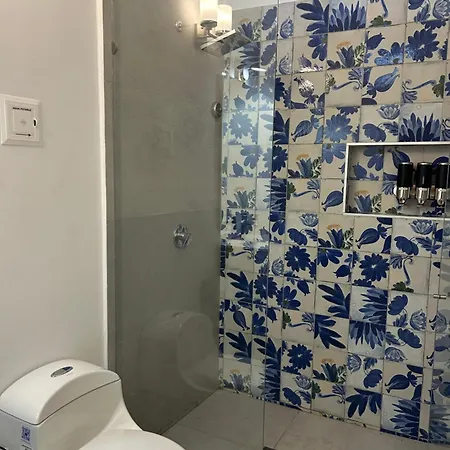 Privada, Piscina Y Jacuzzi Cerca Al Mar - 5 *