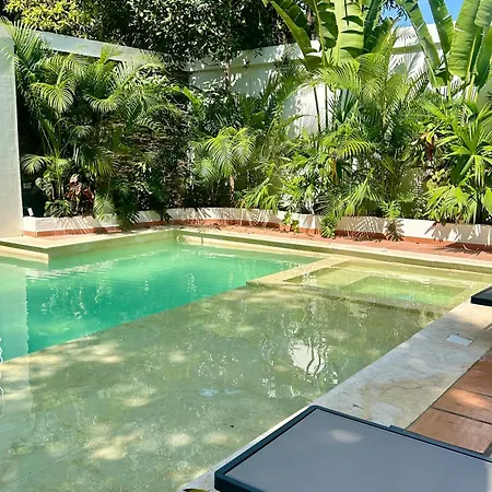 Privada, Piscina Y Jacuzzi Cerca Al Mar - 5 Habitación en casa particular Cartagena
