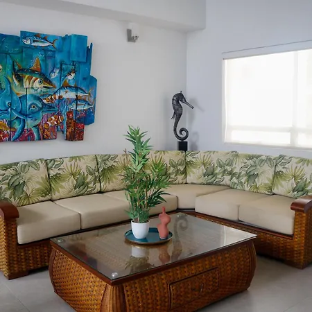Privada, Piscina Y Jacuzzi Cerca Al Mar - 5 *